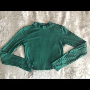 Cropped long sleeve!
